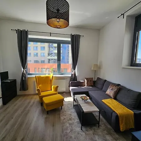 Trendy & Quiet Urban Oasis Flat Apartament Bratysława