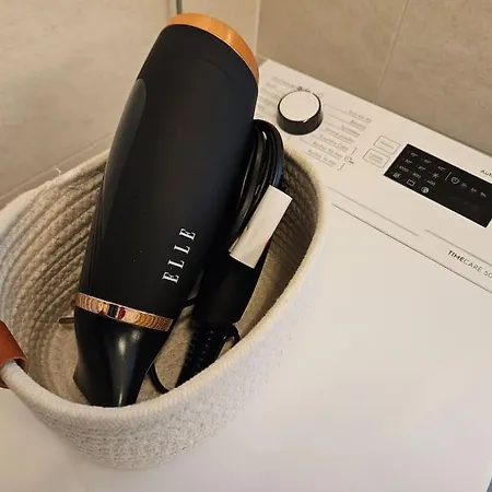 Trendy & Quiet Urban Oasis Flat * ブラチスラヴァ