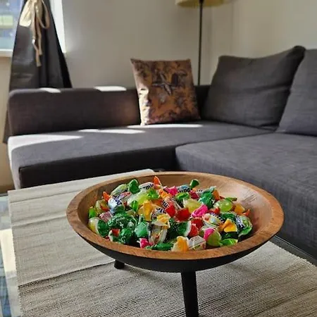 Trendy & Quiet Urban Oasis Flat